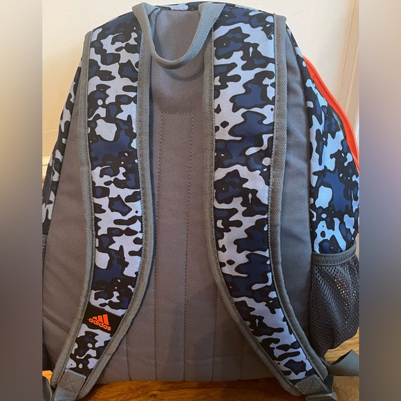 BACKPACK - Picture 3 of 8